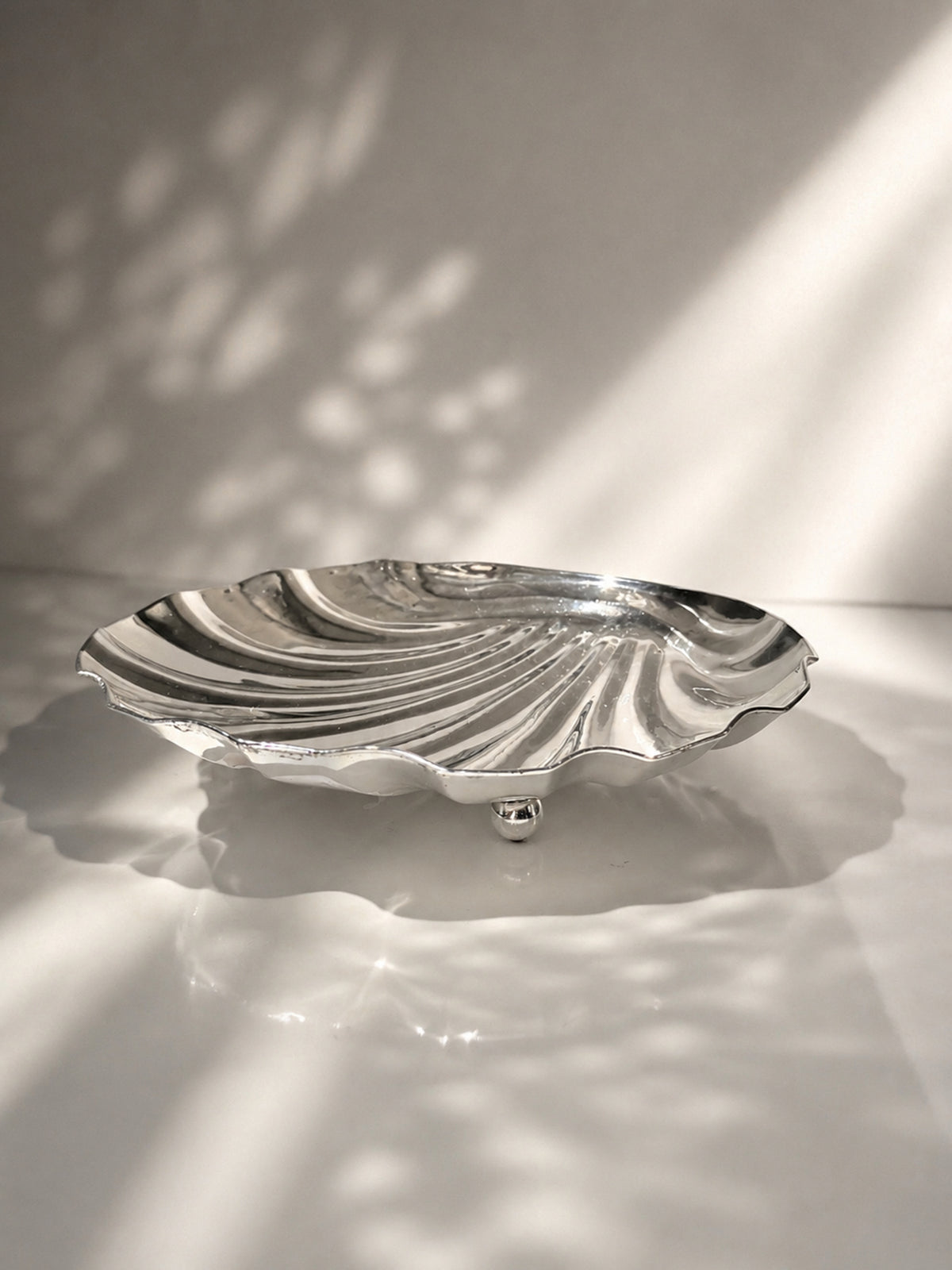 Italian silver plated shell bowl - 1950s by Dodo Vintage | The Oblist