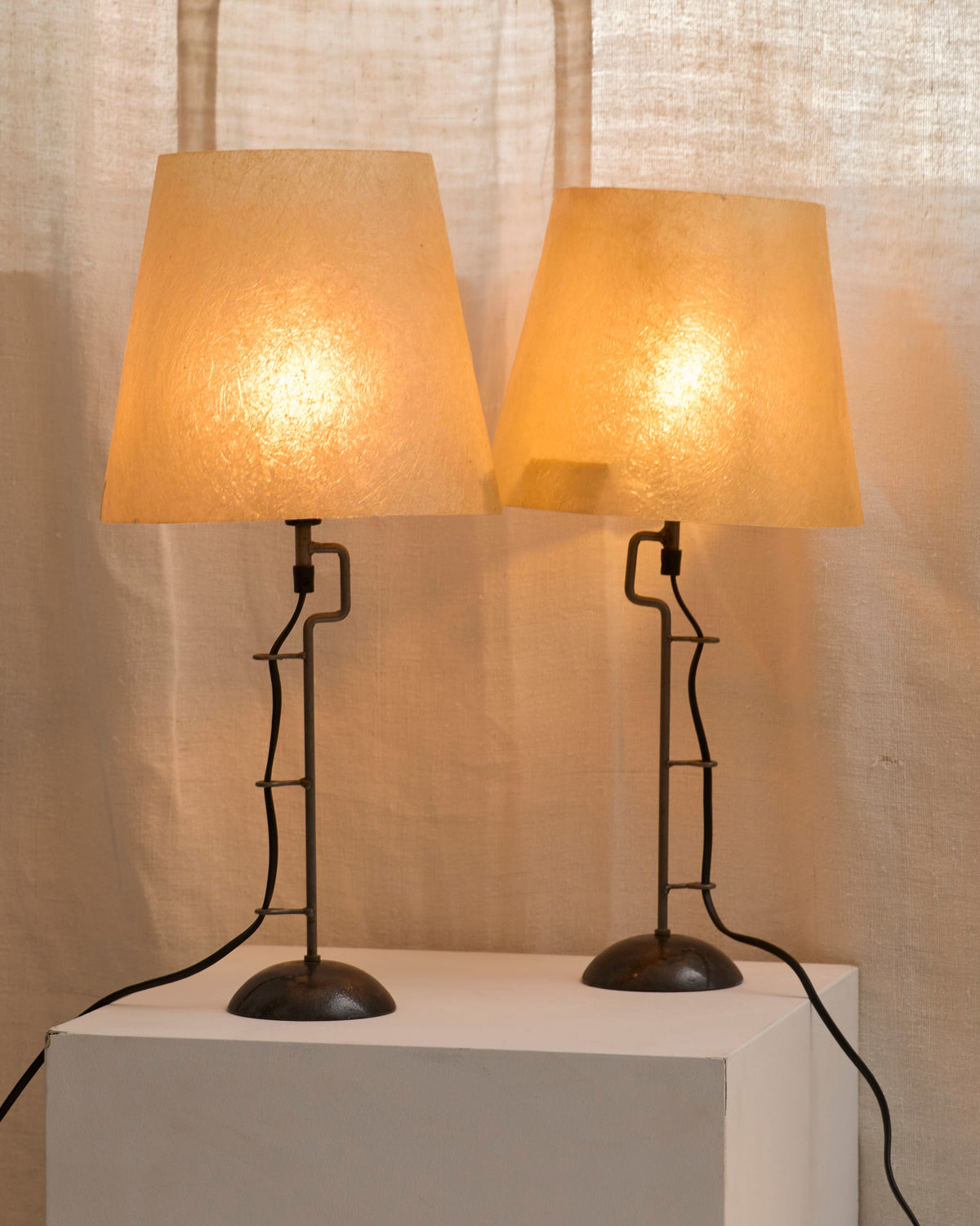 Mid Century Table Lamps with Sculptural Metal Base and Artisanal Fiberglass Shades — detail view