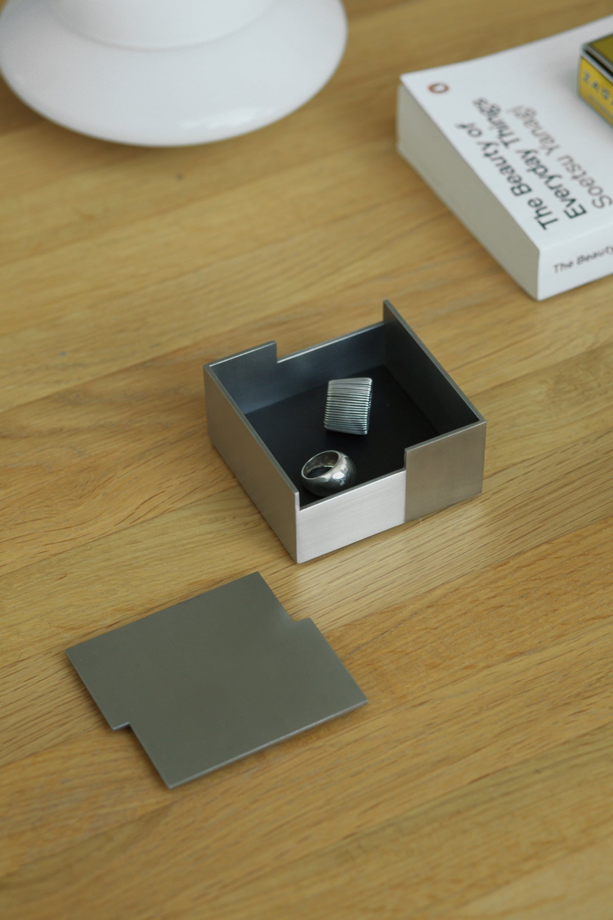 Carlo - Small desk set — side angle
