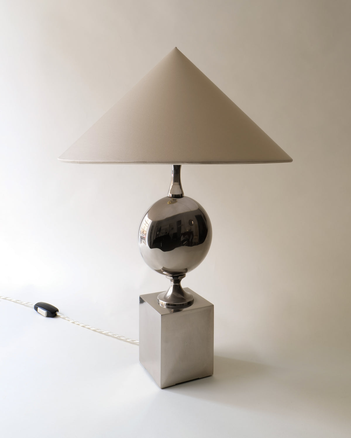 Chrome table lamp with conical shade on marble base by Barbier