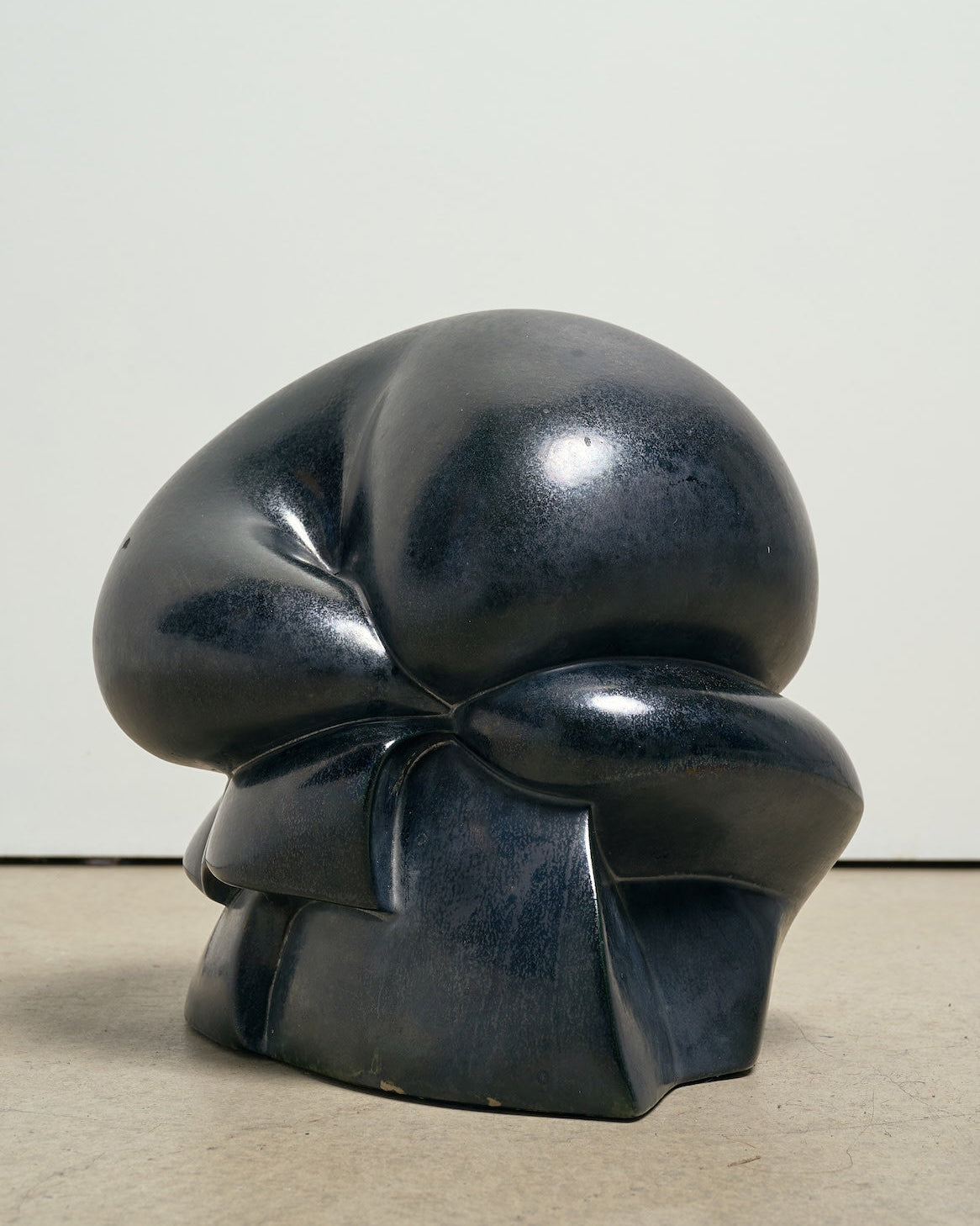 Black ceramic sculpture by Richard Graham, circa 1980 — detail view