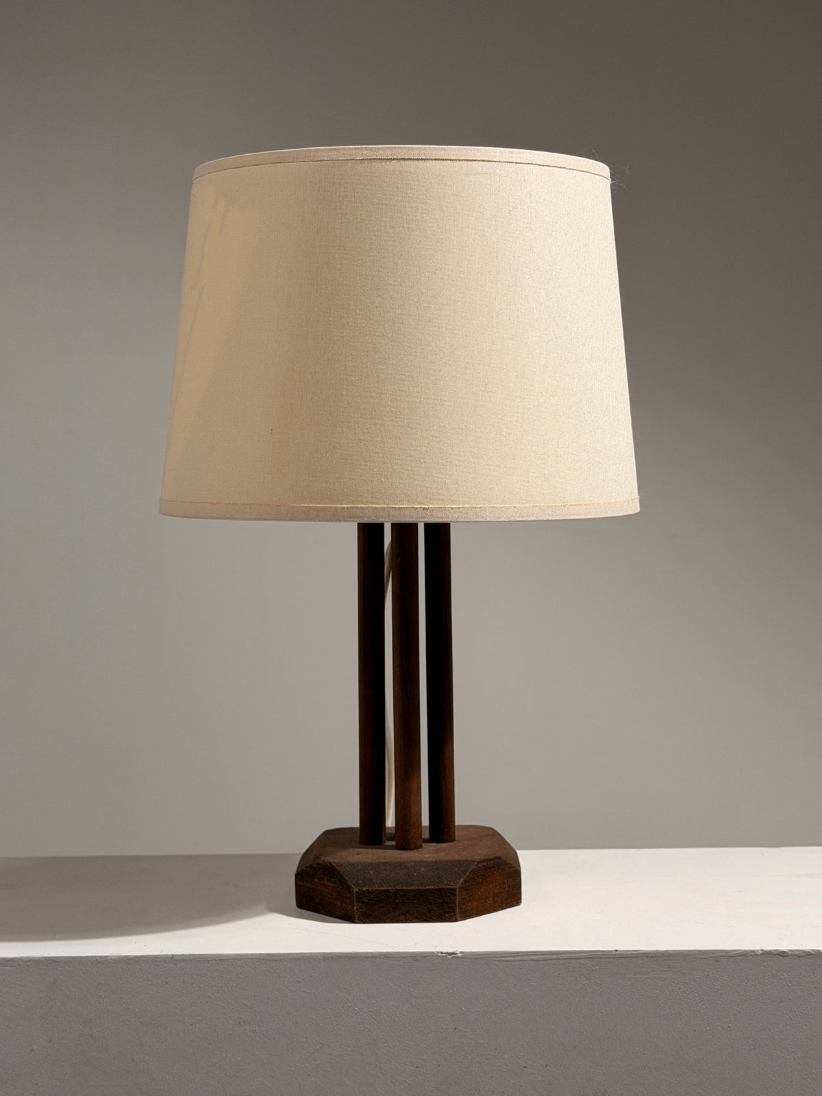 Art Deco table lamp, France, circa 1930. — side angle