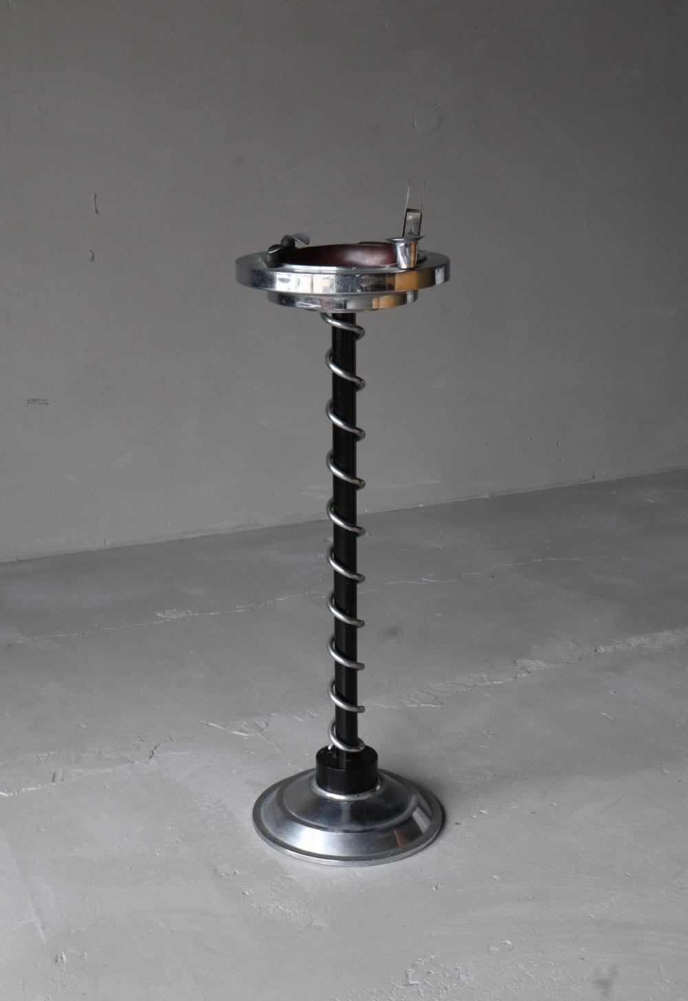 Art Deco Smoker’s Stand by Metawa — Netherlands, 1930s by Forma Finds | The Oblist