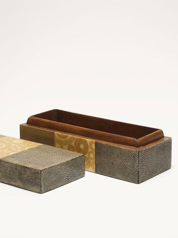 Shagreen and wood decorative boxes in various sizes and textures