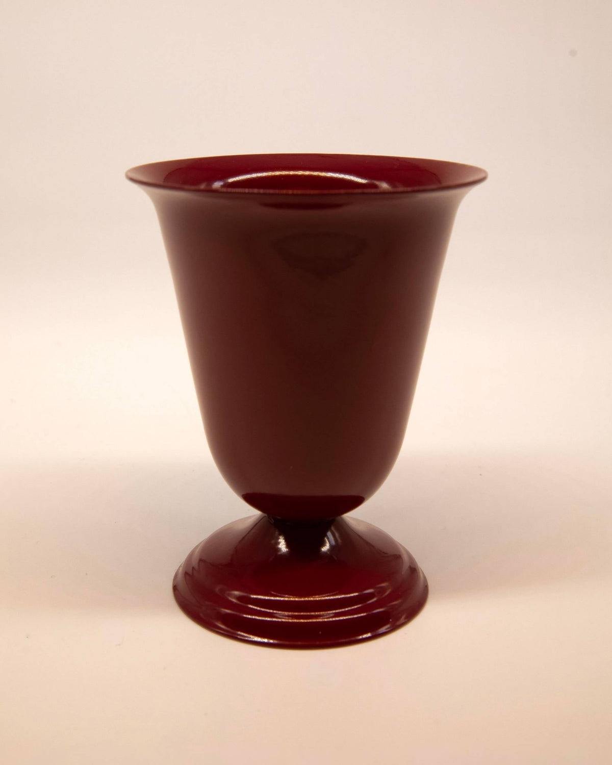 TULIP COUPE — close-up