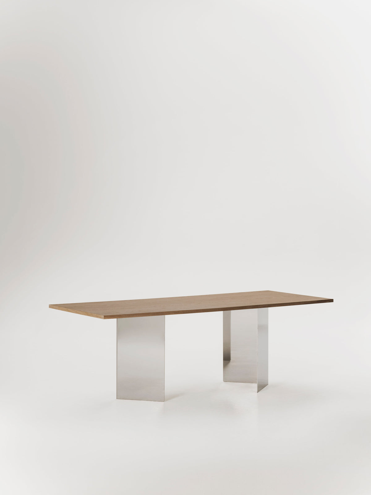 Ander dining table — close-up