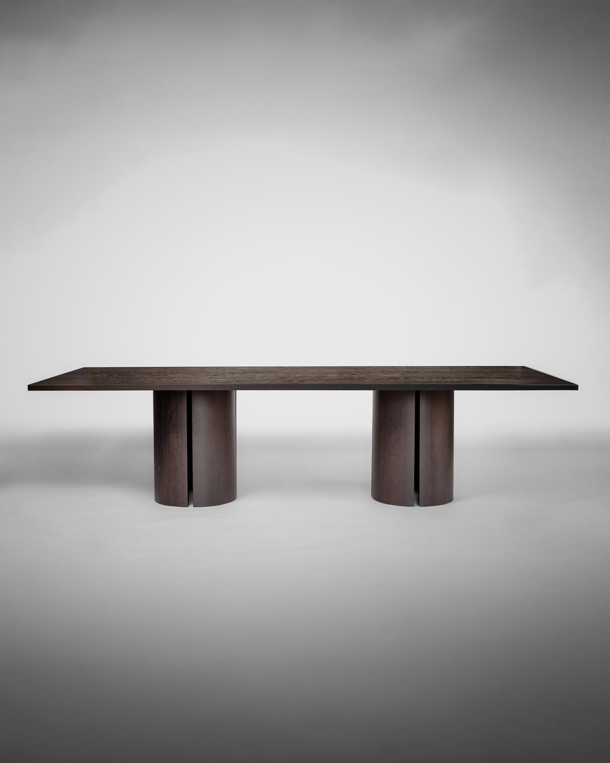 Aperta Table - Rectangular - Double Base — close-up