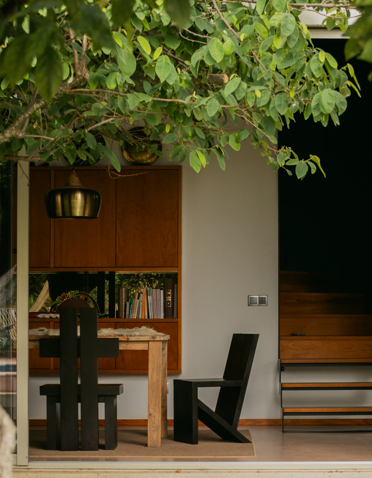 CH01 CHAIR — side angle in modern indoor setting with wooden decor