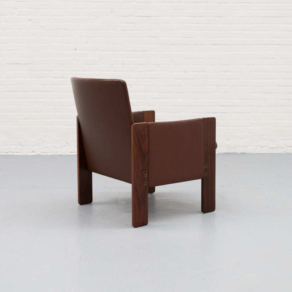 Set of 2 Cassina 917 Armchairs by Afra & Tobia Scarpa — view 10