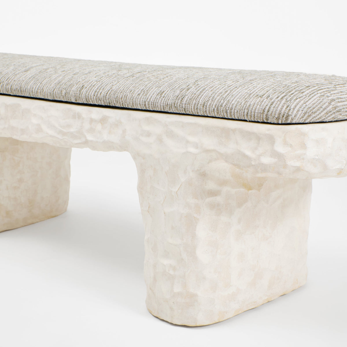 Perícia Ceramic Bench — in context
