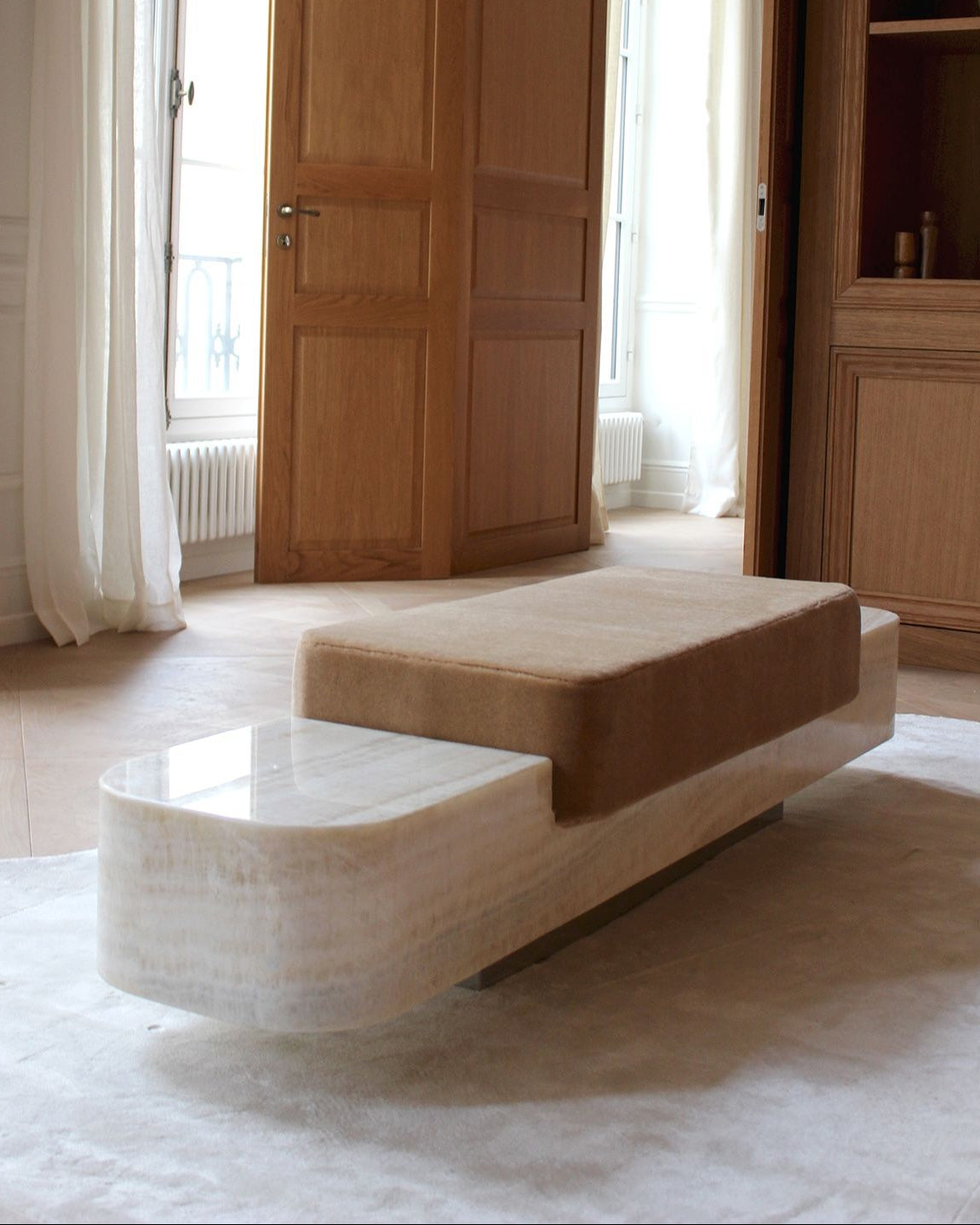 Ran Ivory Onyx Bench — detail view