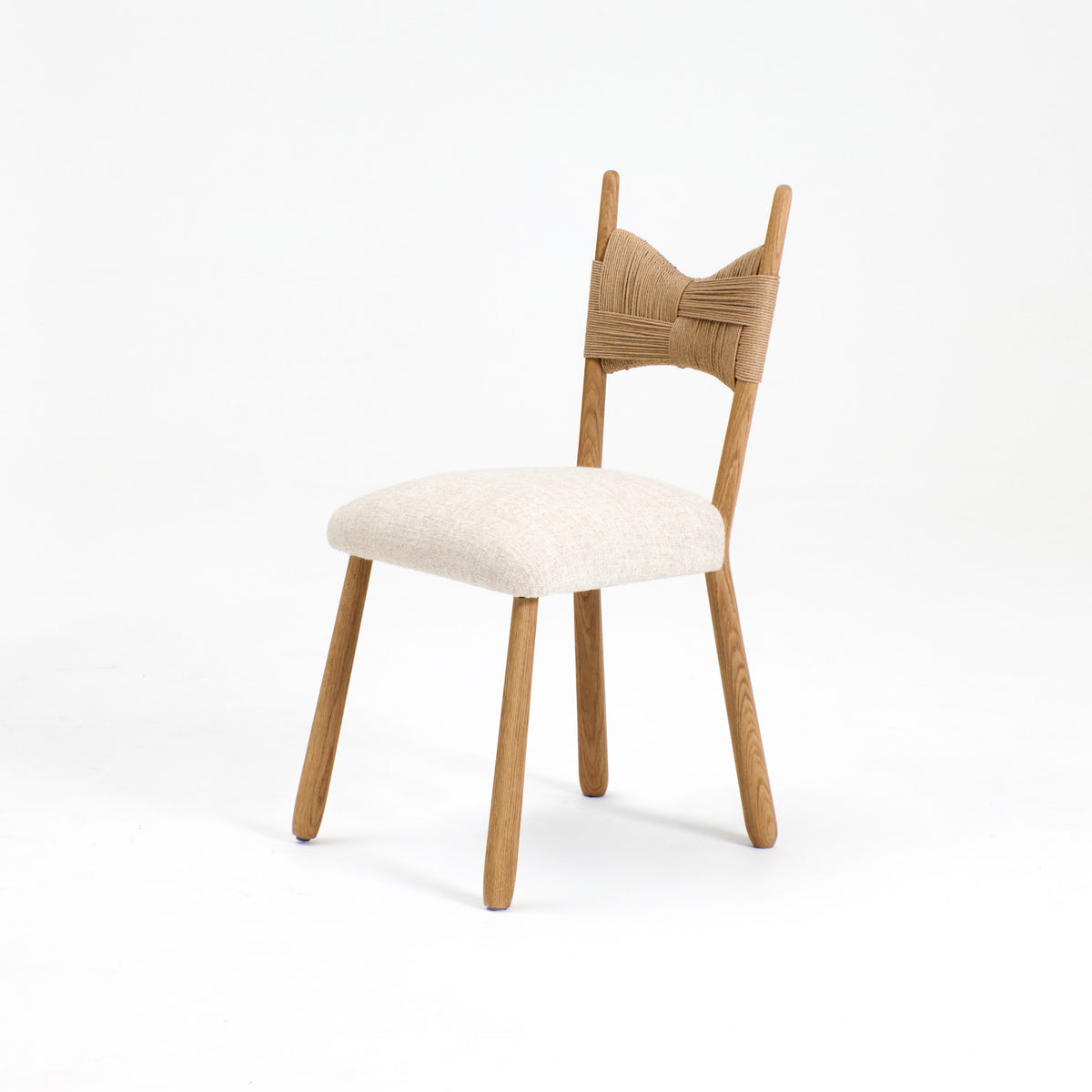 Perícia Dining chair — alternate view