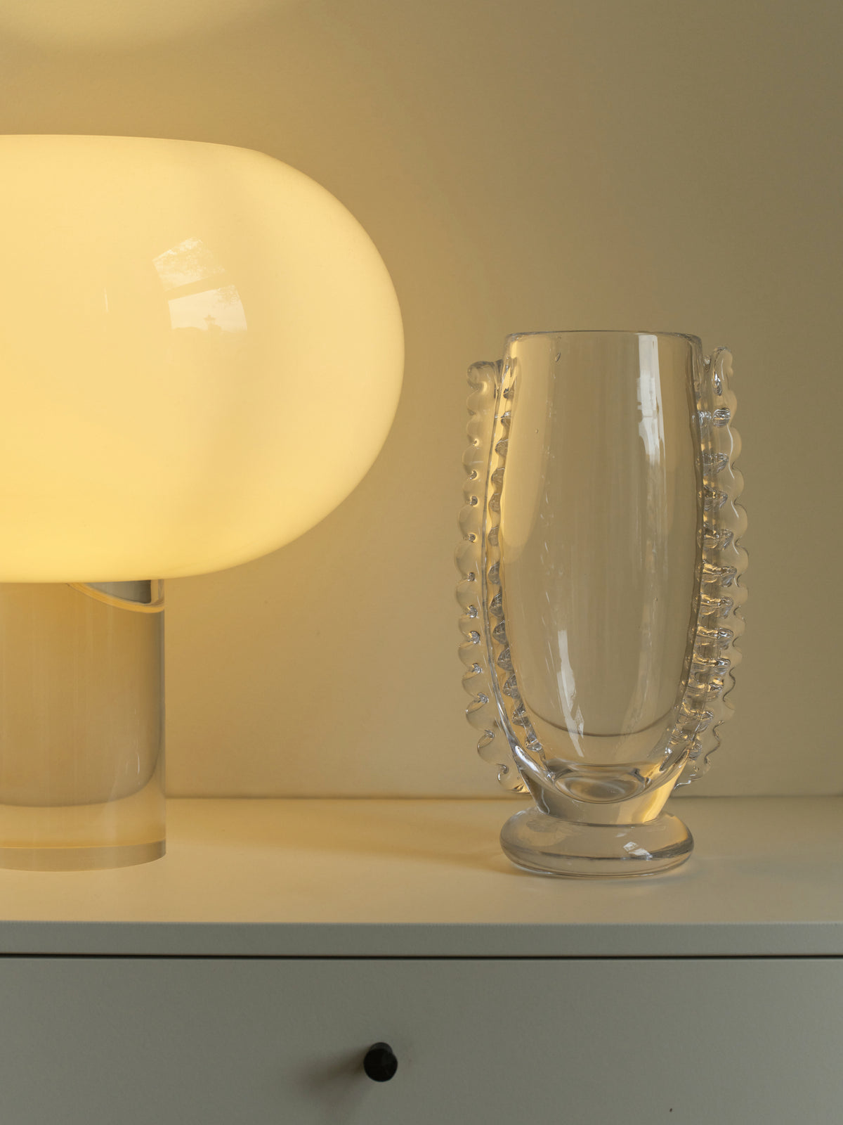 Handblown glass vase no7 — close-up
