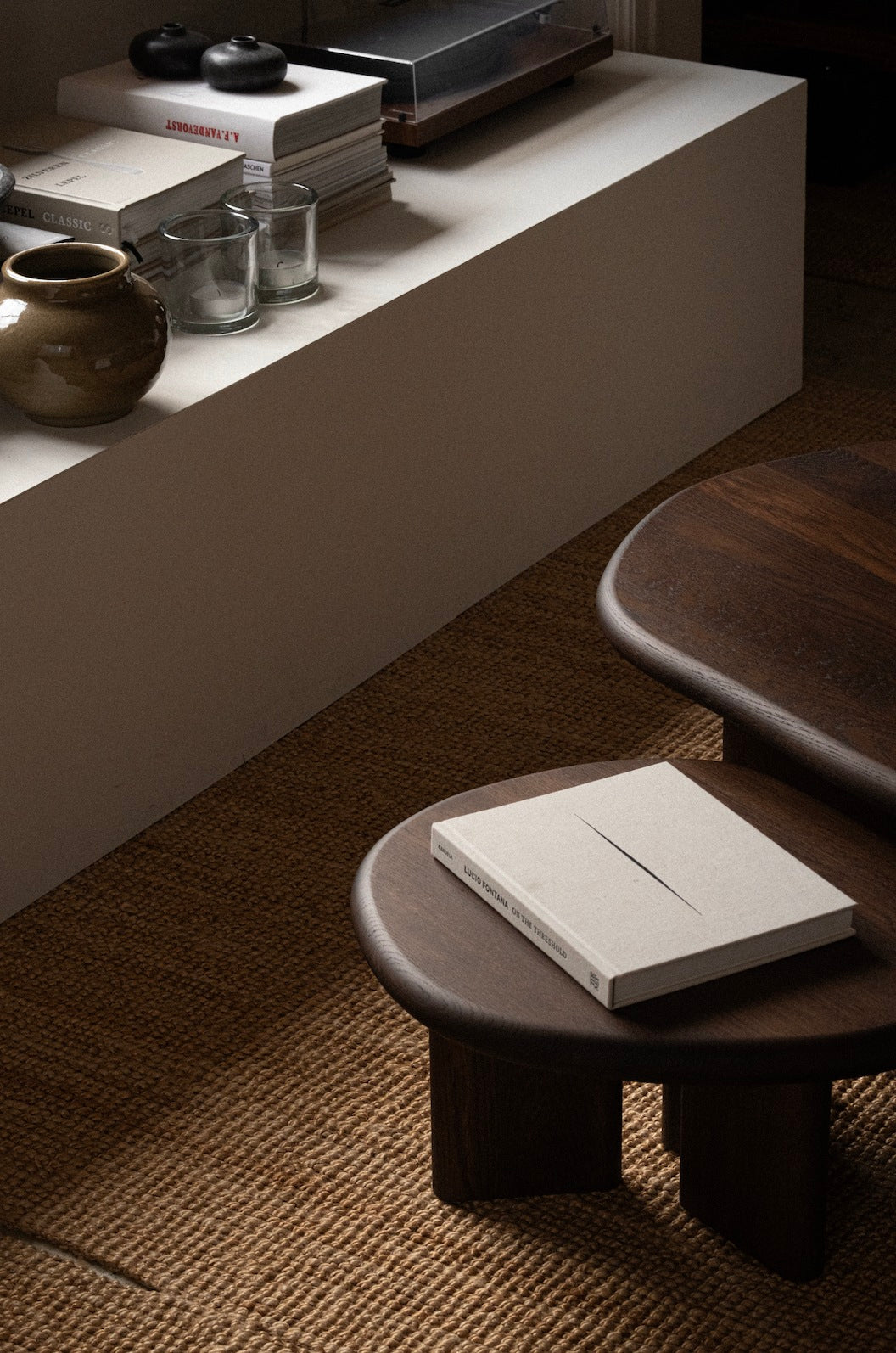 Coffee Table - Ed. Color Espresso - Oak — top view with book on table