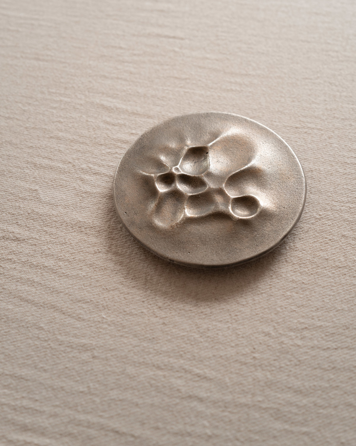 Decorative Dish – Tramuntana Series — detail view