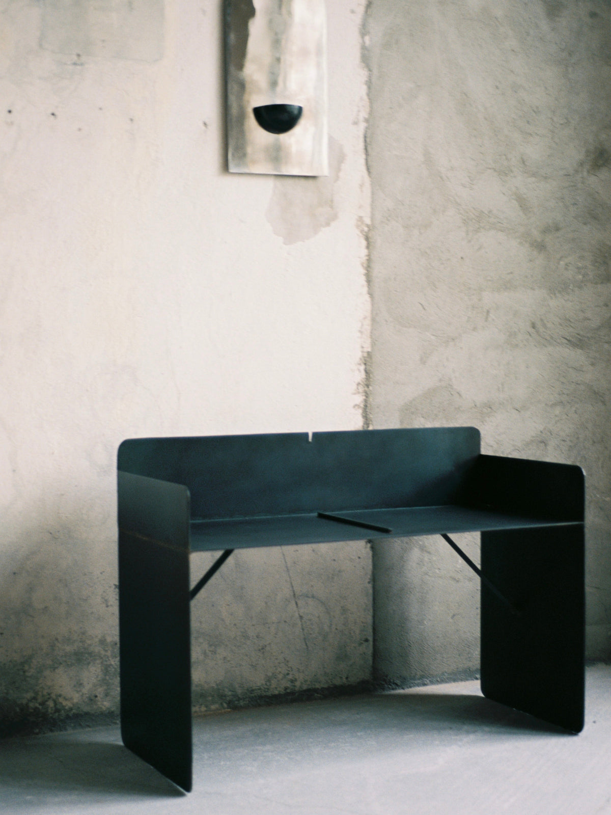 The Bench - Brutalist Bench in Steel — detail view