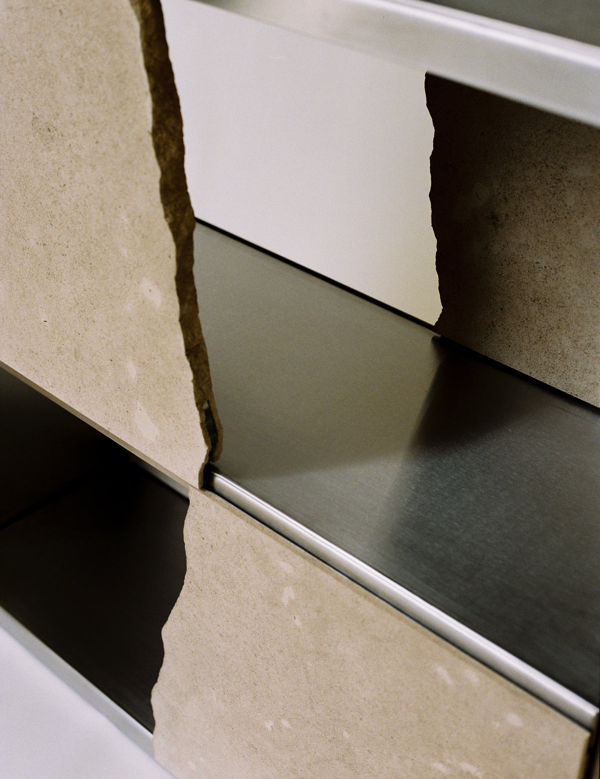 ADERIVA Cabinet Minimalism Sideboard/Cabinet in Metal — close-up