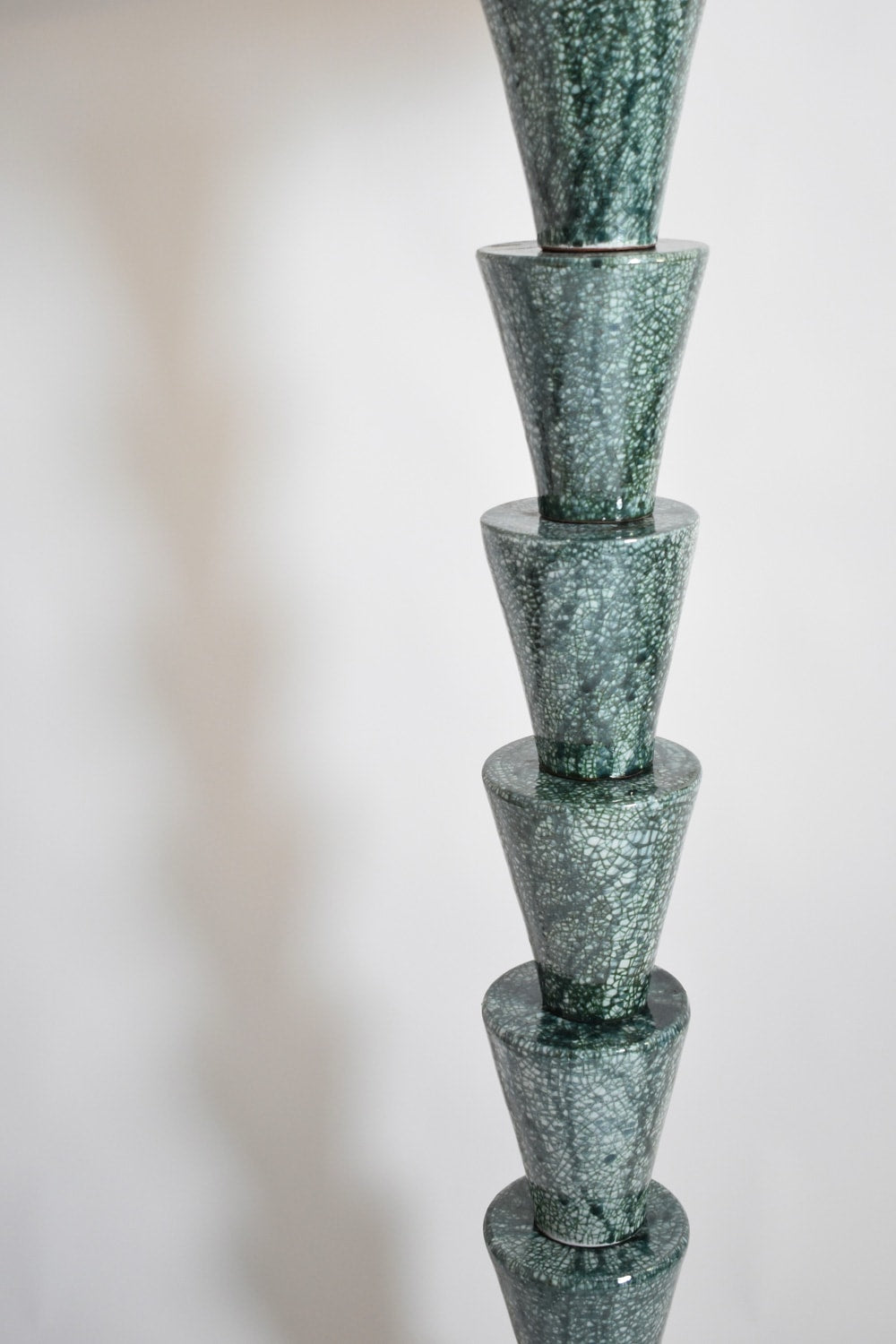Nizwa" Floor Lamp — close-up of textured green glass segments