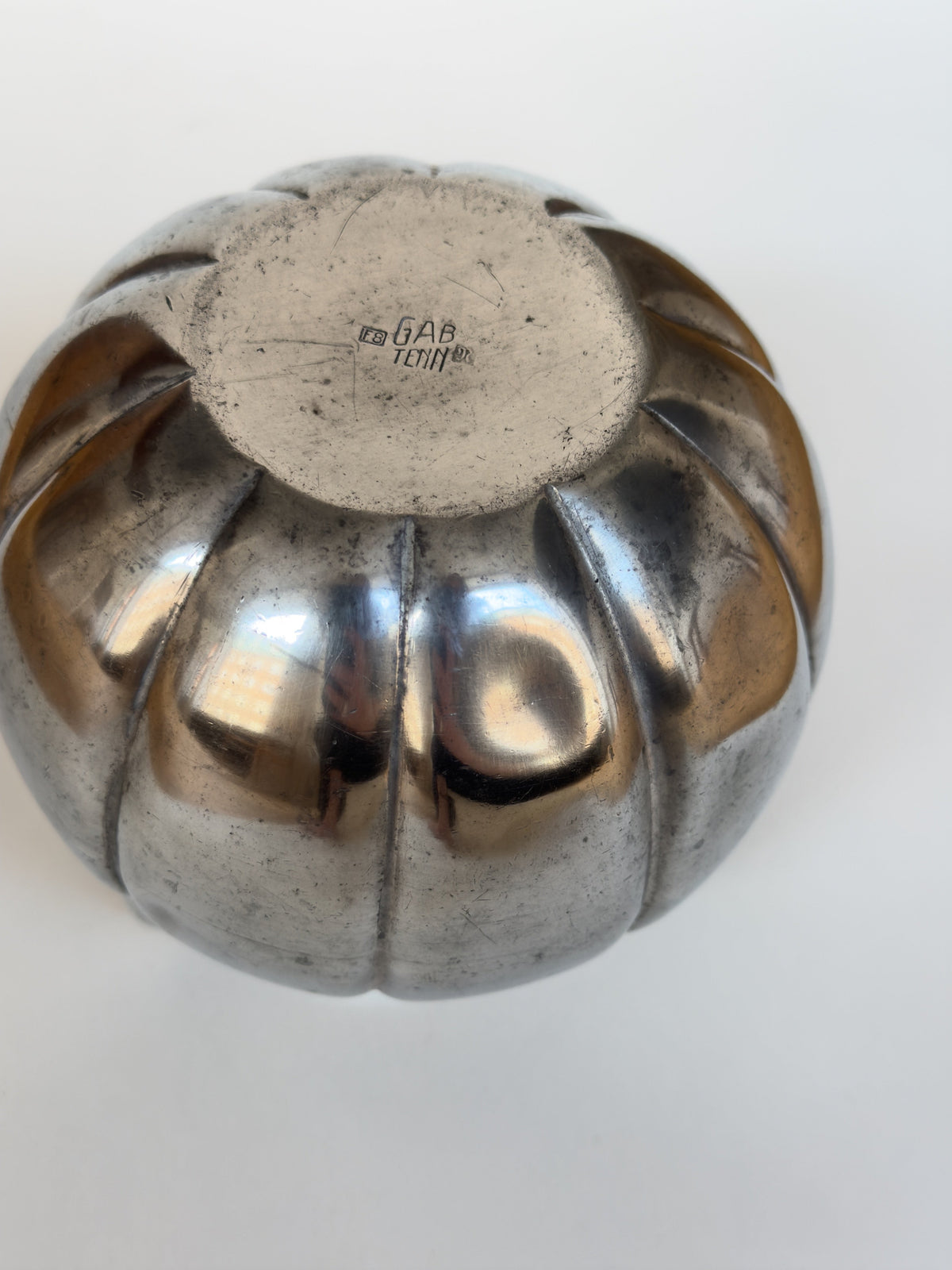 GAB Pewter Vase, 1937 — close-up
