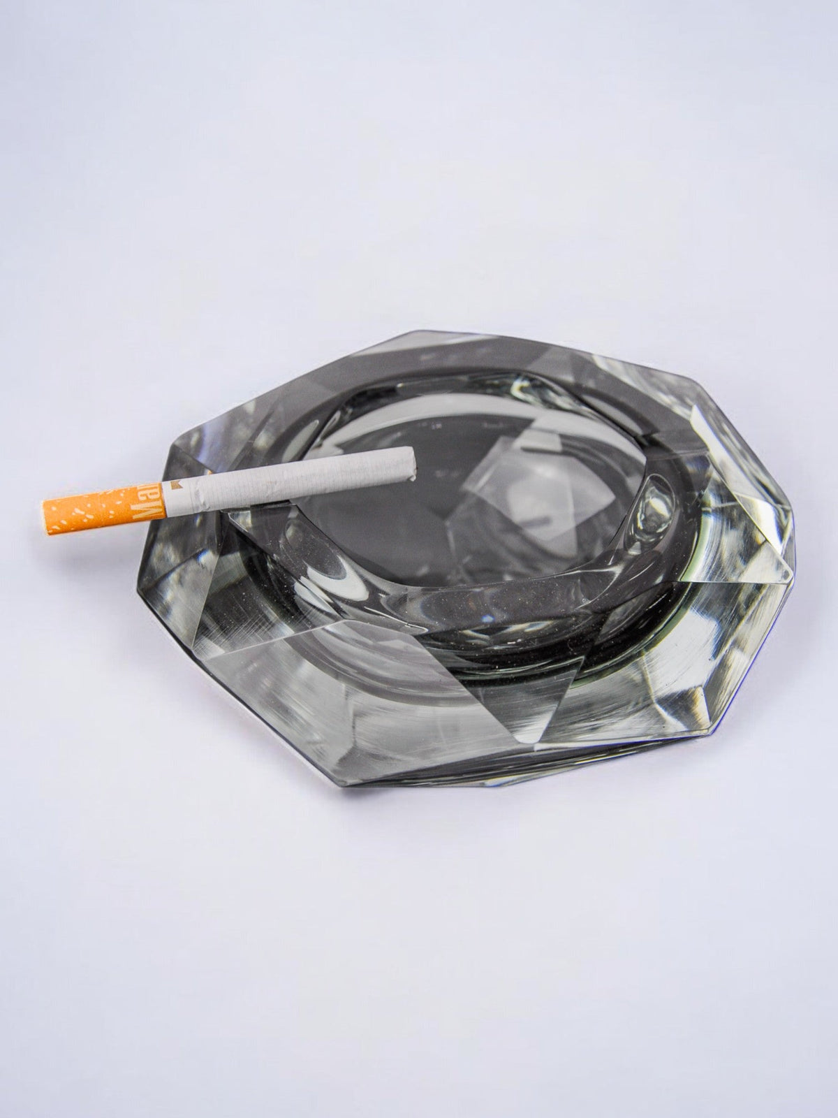 Gray Sommerso Ashtray by Seguso, Murano, Italy, 1970s — top view with cigarette placed inside