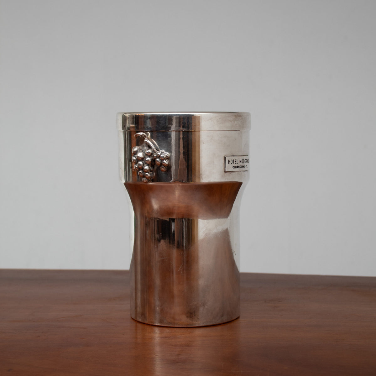 Vintage Italian Hotel Wine Cooler by L.A.G. di Riccarelli by Malata Antwerp | The Oblist