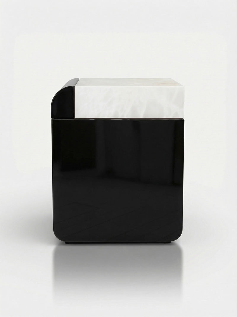 Amo Black Lacquered Wood and White Onyx by Marbera | The Oblist