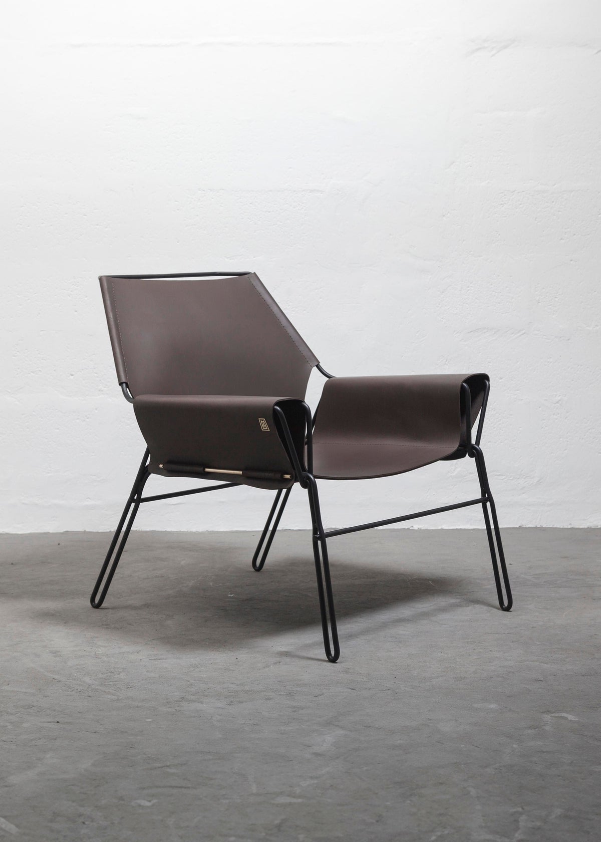 PERFIDIA_02 Olivo Thick Leather Sling Lounge Chair — view 9