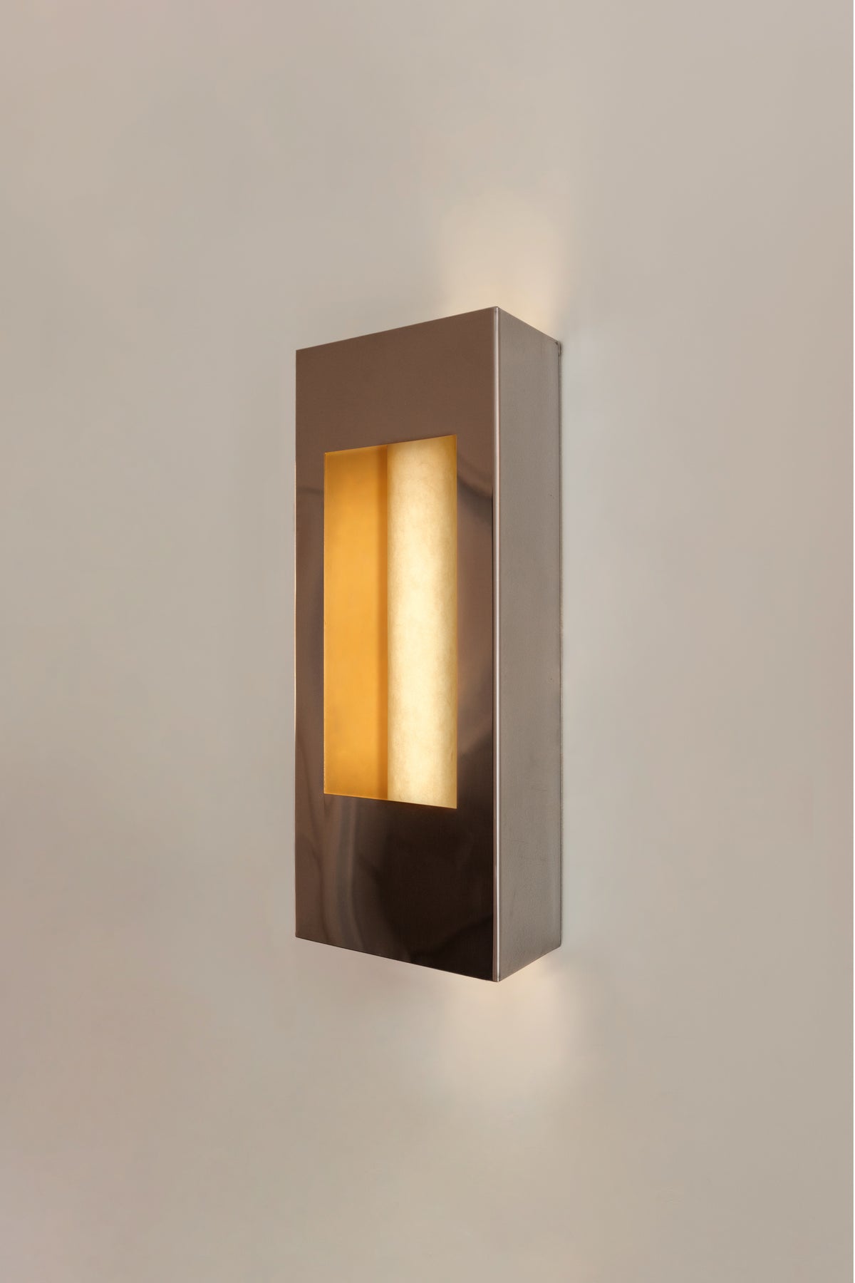 'Archi' Wall Lamp — detail view