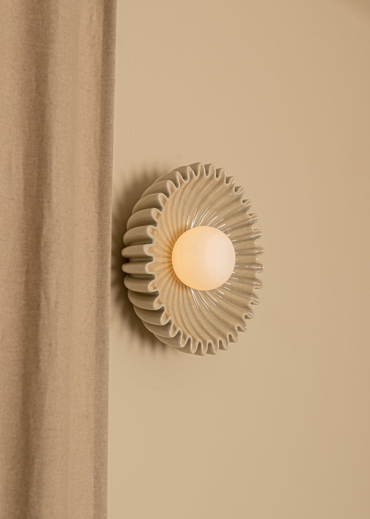 'Ostro' Sea Ceramic Wall Light — detail view