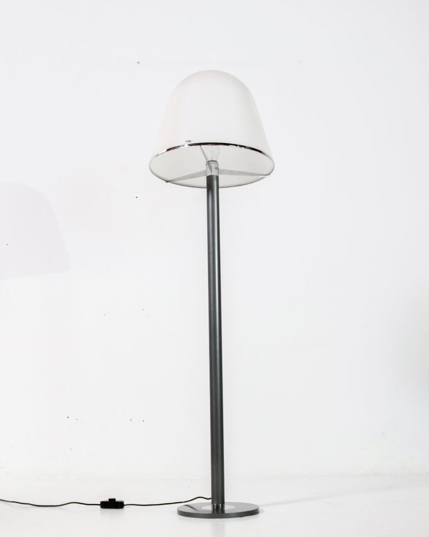 Modern Kuala floor lamp with glass shade and metal pole by iGuzzini