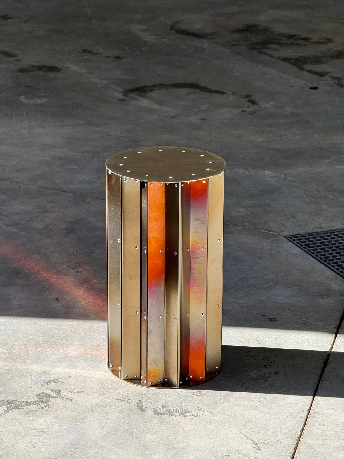 Set of 3 Stools – Golden Ruins Collection — detail view