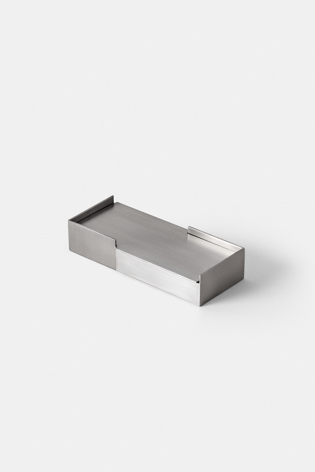 Carlo - Medium desk set — close-up