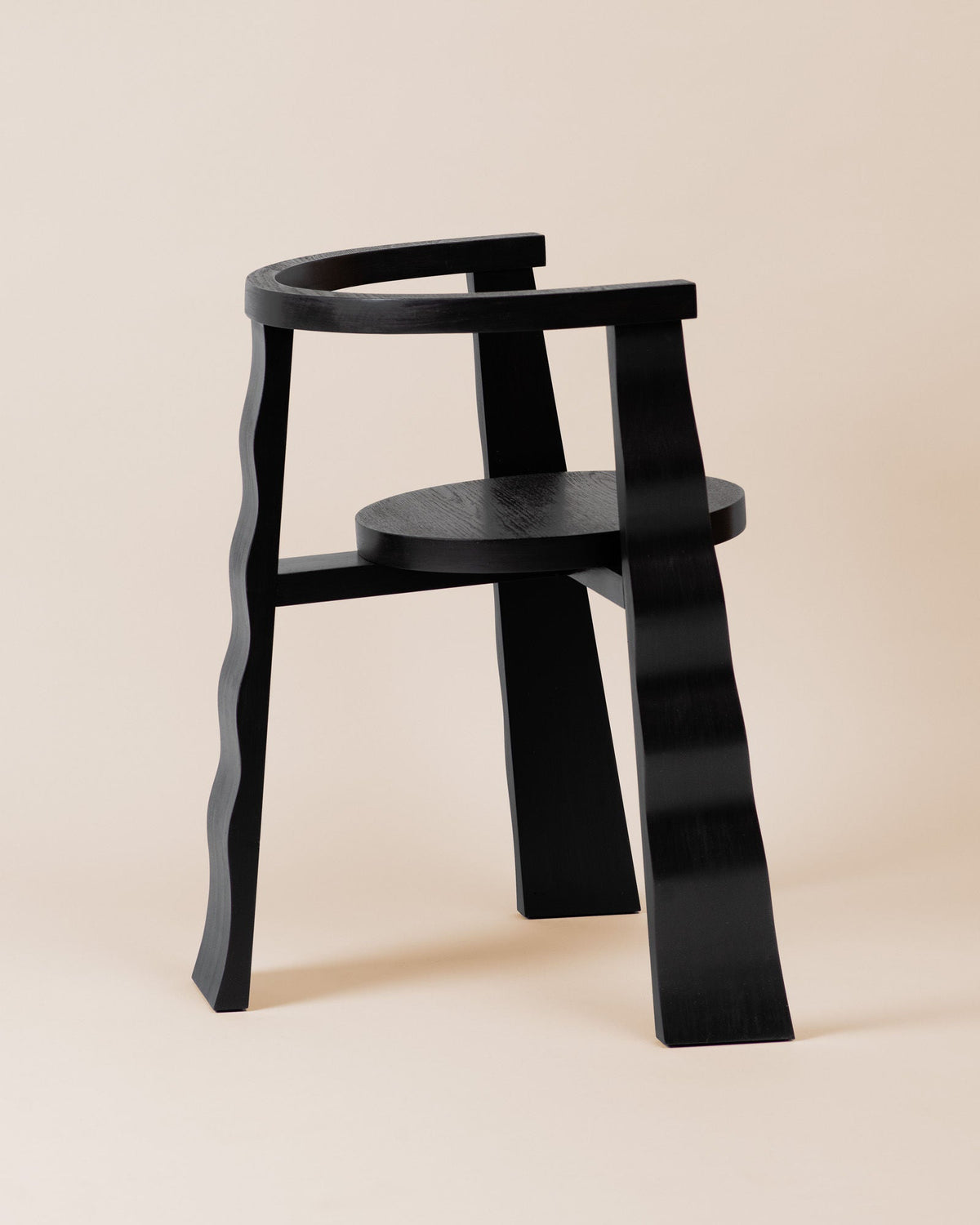 'Puro' Chair — side angle