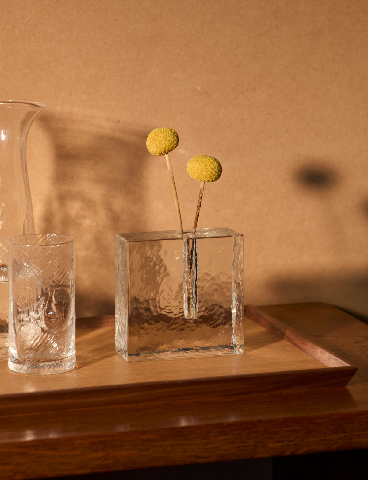 Block unifleur / stem vase in European glass (Medium) — close-up