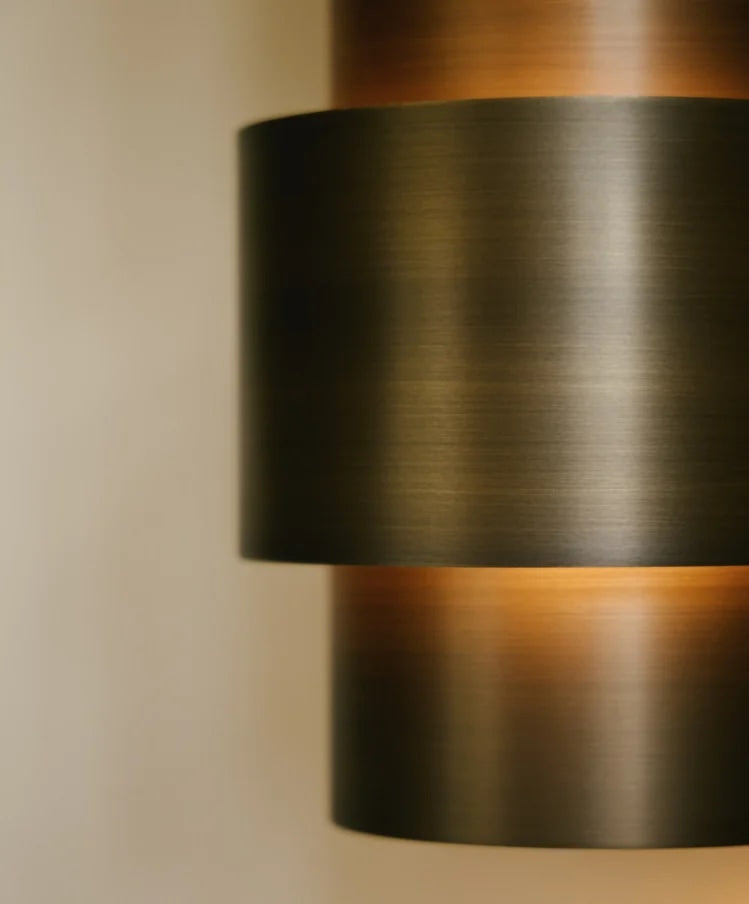 GAIA Wall - Flush — close-up of brushed bronze finish