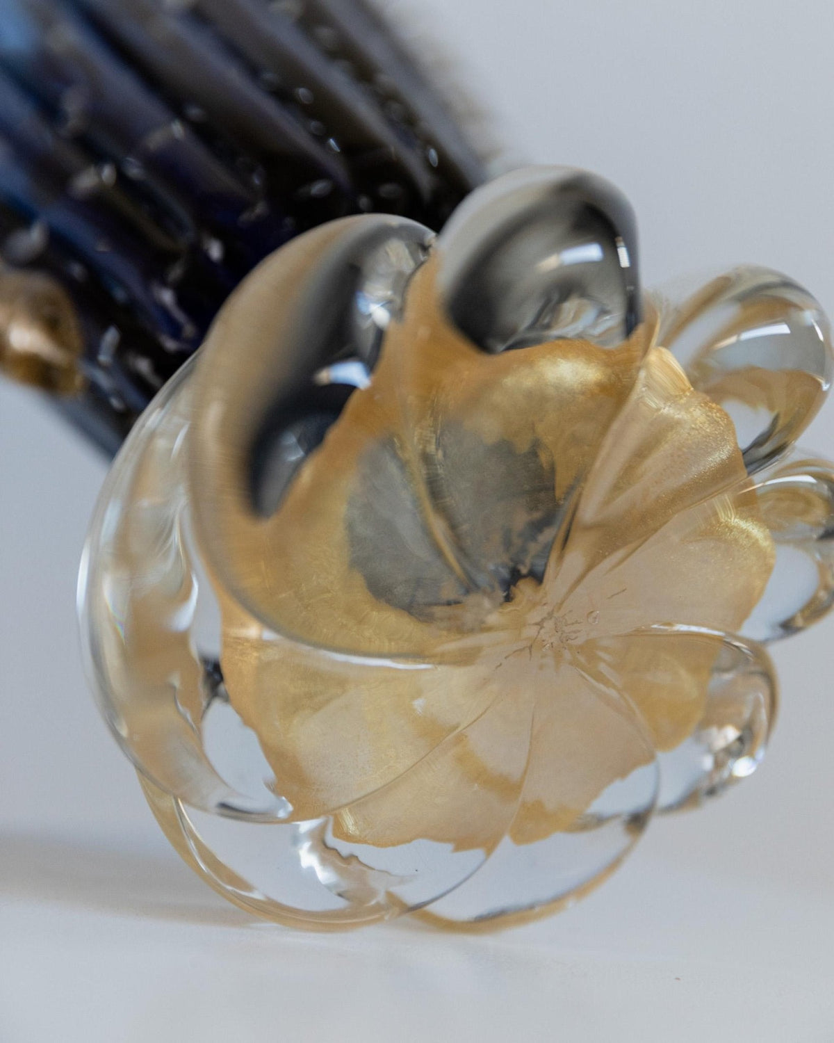 Vintage 19060s Murano Glass Vase by Barovier, Royal Blue with Gold, Bubble Glass, Twisted Texture, Italian Art Glass, Elegant Gift Idea — view 11