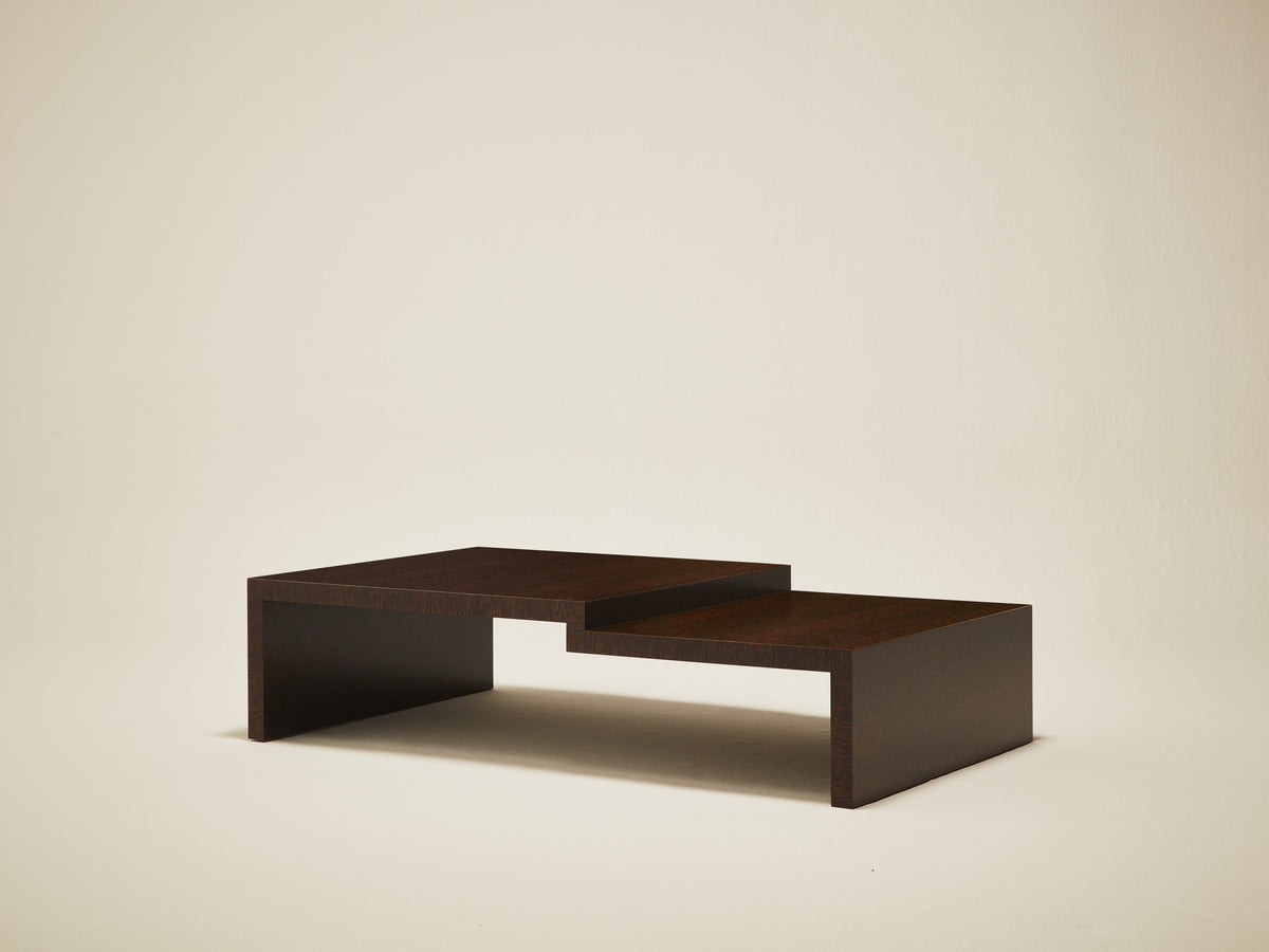 'Continuous' Coffee Table II Handcrafted in Wood Venner — detail view