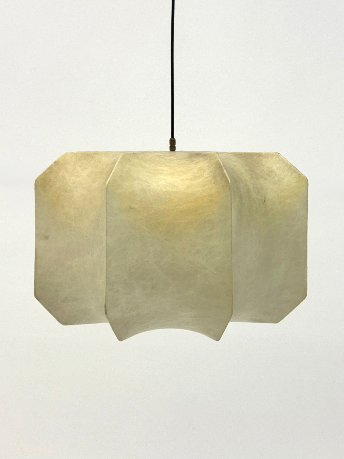 Achille & Pier Giacomo Castiglioni Cocoon lamp — in context