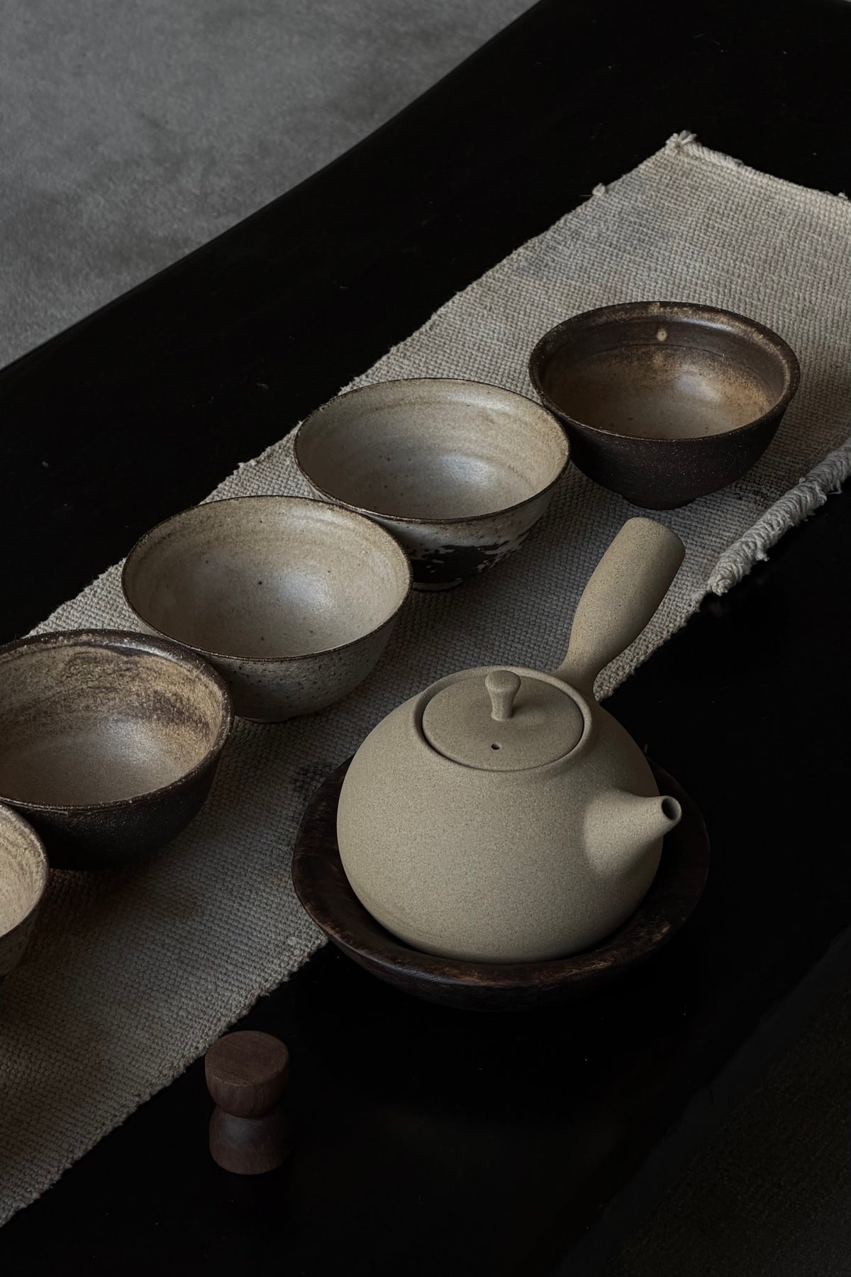 LIMINALIA sidehandle teapot — alternate view