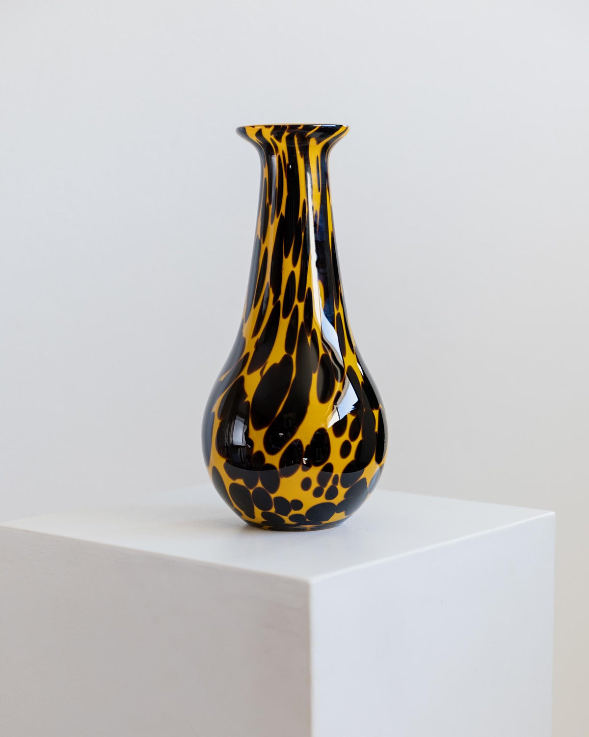 Vintage 1990s Murano Glass Vase, Yellow Art Glass with Black Dots, Postmodern Italian Design, Sculptural Flower Vase, Elegant Gift Idea — side angle