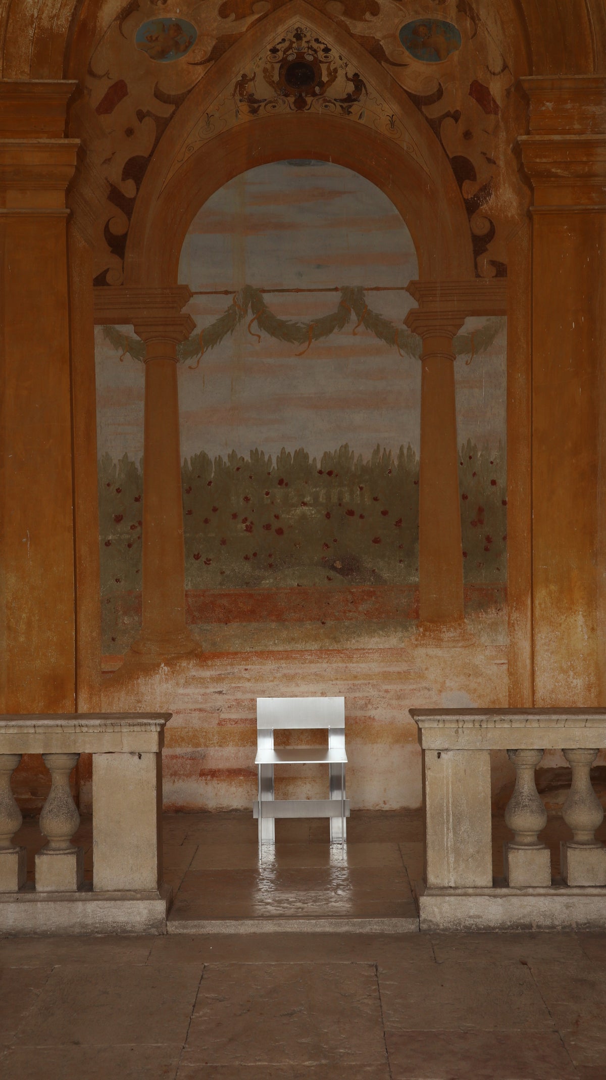 AL Chair — additional view