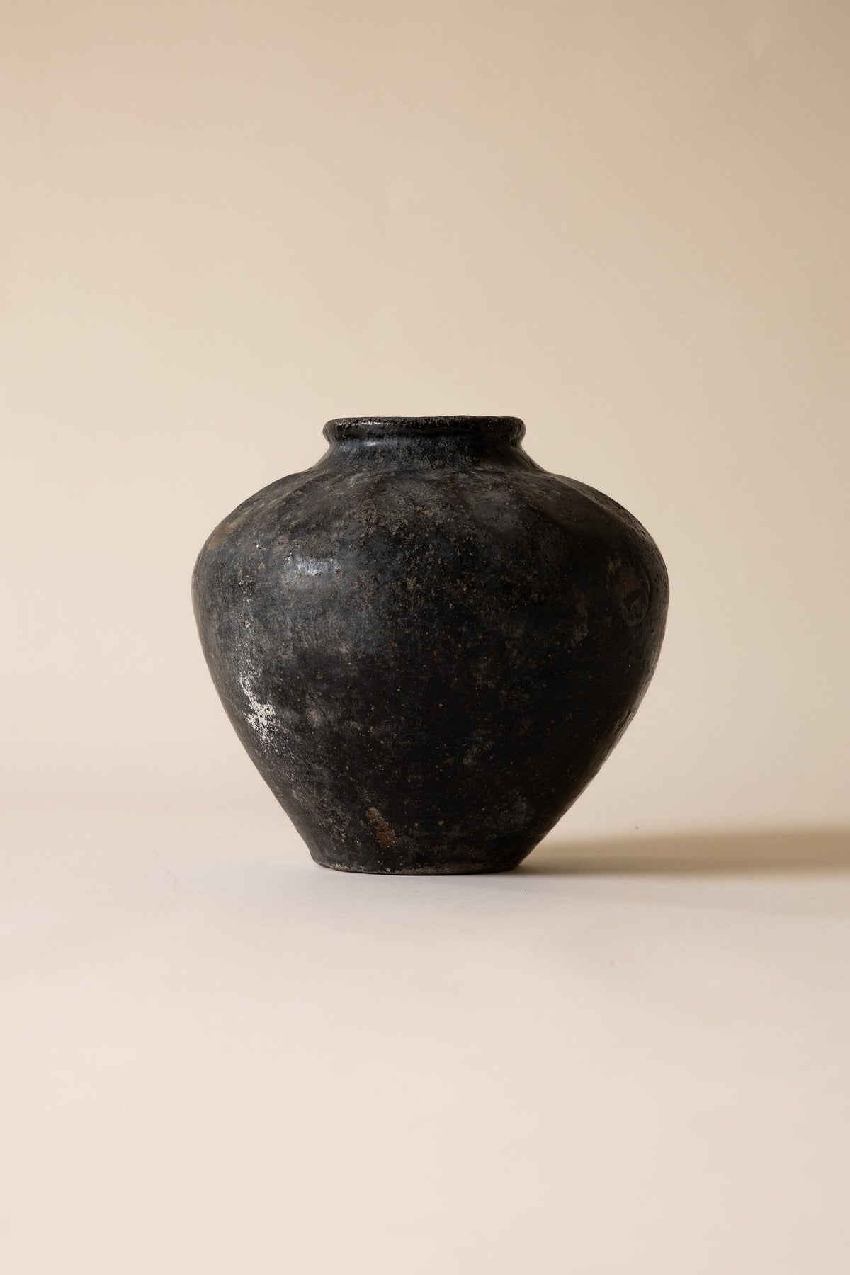 19th-Century Chinese Hand-Built Clay Vessel by Maud Vaughan | The Oblist