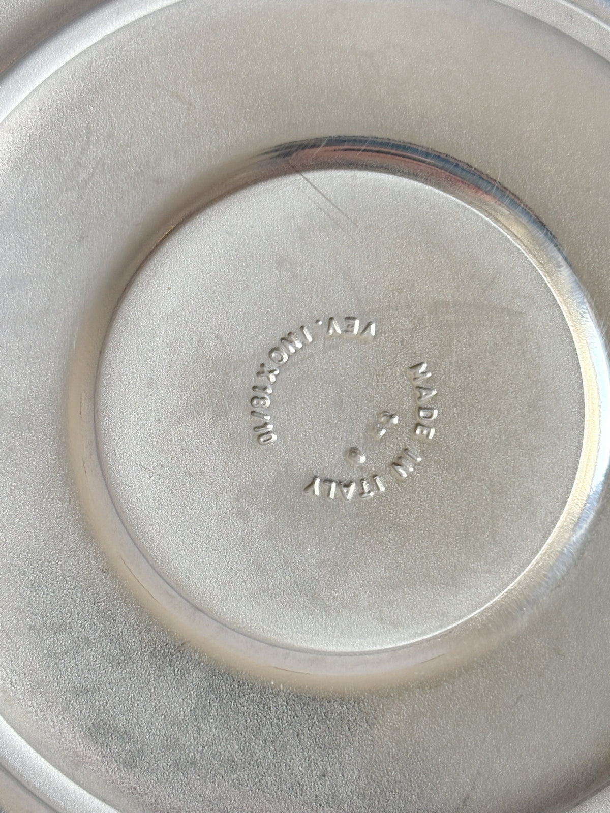 Kontessa Moka Set, c. 1980's Italy — top view of polished aluminum base