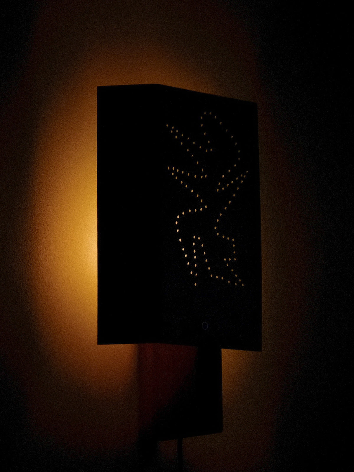 Wall Light 109 — detail view