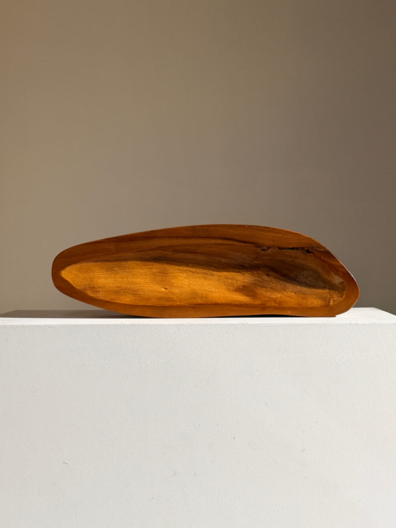 Large sculpted elm wood bowl, France, circa 1950 by Figuresdesign | The Oblist