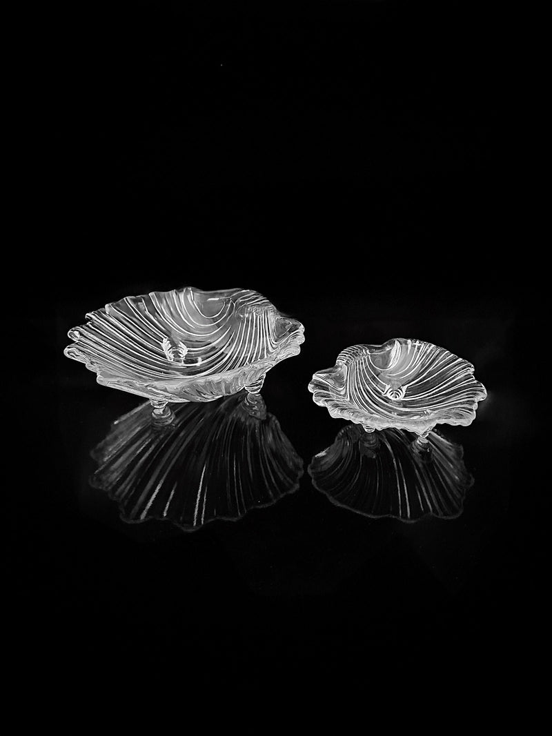 1980s Shell Shaped Crystal Glass Bowl Collection by Dodo Vintage | The Oblist