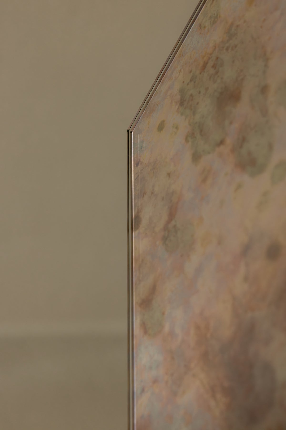 ANGEL SPARKS Mirror - Minimalism Mirrors in Onyx — alternate view
