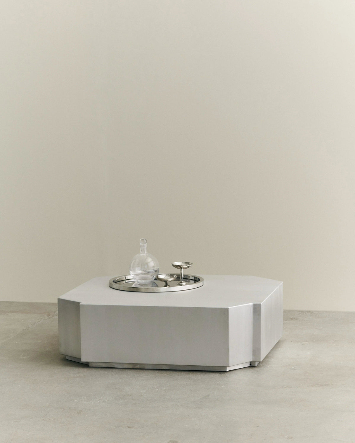 FUNKI LOUNGE TABLE SQUARE — detail view