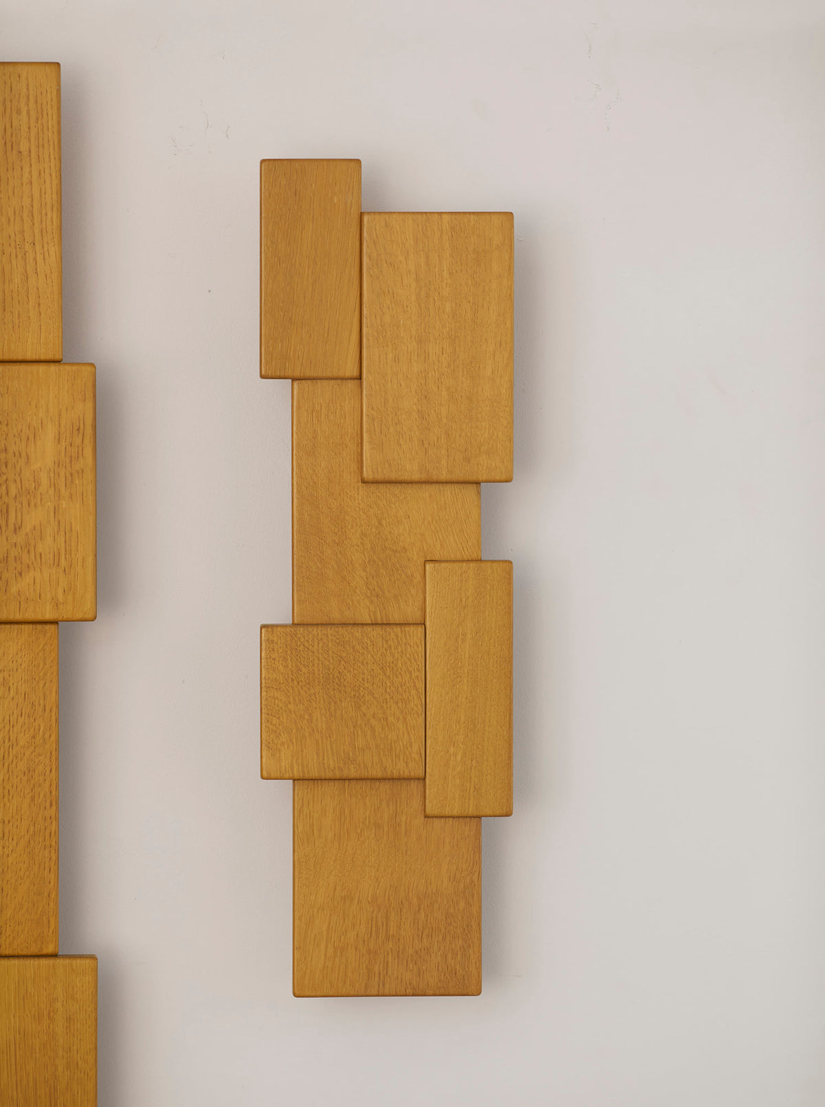 Vintage Set of Two French Oak Wood Sculptural Lamps Wall Lights C. 1980 — close-up of oak wood texture and geometric shapes