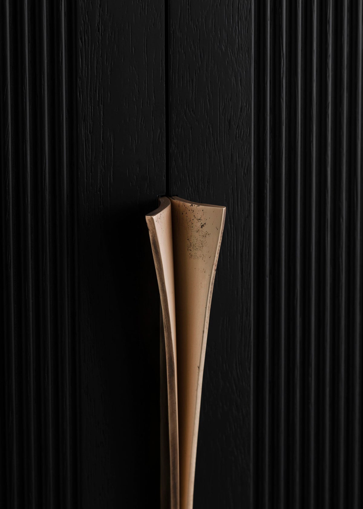 PERFIDIA_01 Bar Cabinet in Solid Wood and Casted Bronze Details — lifestyle setting